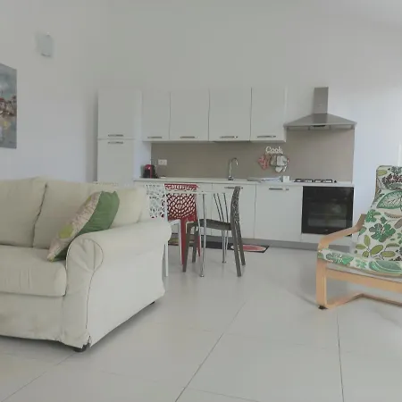 La Casa In Laguna Apartment